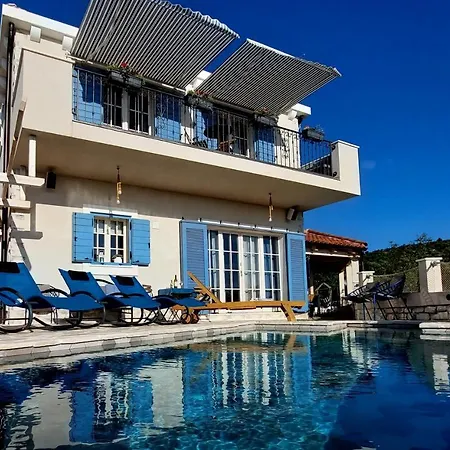 Villa Mediterranea - Primosten Šaričevi